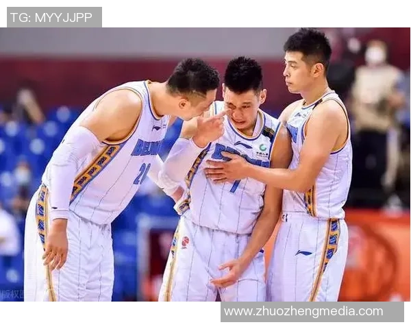 深圳足球队与杭州足球队赛后复盘分析比赛节奏与战术表现 深圳足球队与杭州足球队赛后复盘分析比赛节奏与战术表现